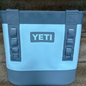 YETI big sky 20 Camino